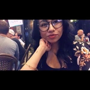 Meet your Posher, Bel